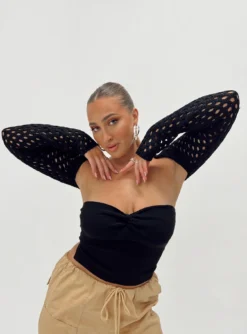 Princess Polly Lotani Bolero Black -Femme Flair 0 modelinfo mikayla us6 51d2b531 5022 43fe 82c6 09b6bd7bcb55