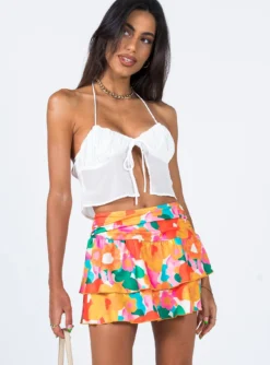 Princess Polly Viviene Tie Sarong Mini Skirt Floral 9 Princess Polly Viviene Tie Sarong Mini Skirt Floral -Femme Flair 1 modelinfo Jess US2 28419d50 6ee7 4231 a715 0f057296fccf