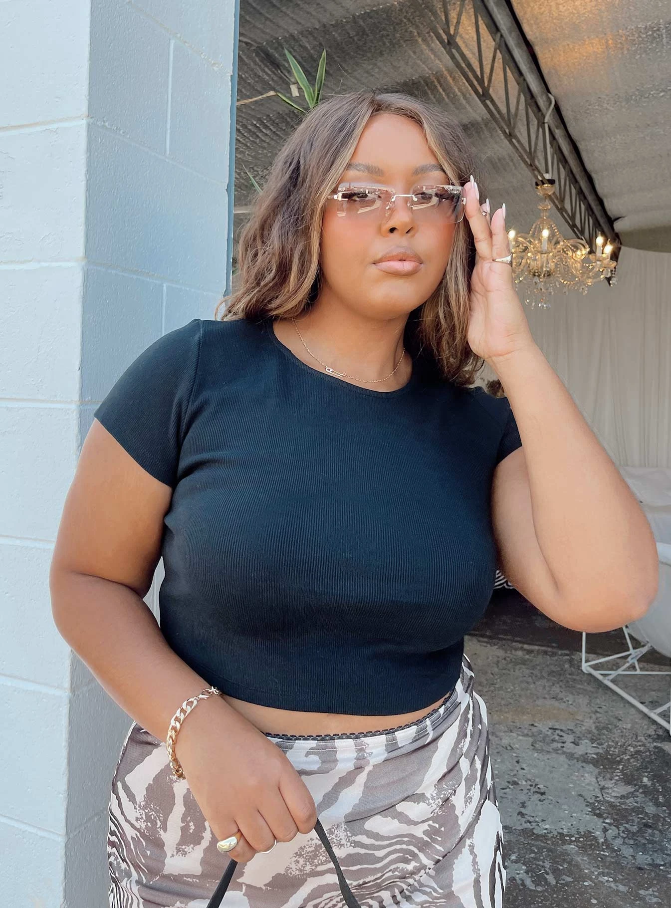 Classic Crop Tee Black Curve 1 Classic Crop Tee Black Curve