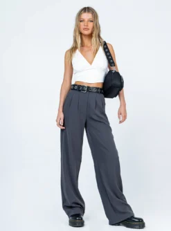 Princess Polly Merrick Top White -Femme Flair 2 modelinfo Emily us2 39fb1892 829b 45f3 9286 206d150a0ee9