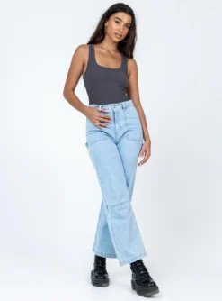 Princess Polly Camellia Bodysuit Slate Grey -Femme Flair 2 modelinfo Valentina us6 af08d53f 2ffb 4442 8199 7704eb40d036