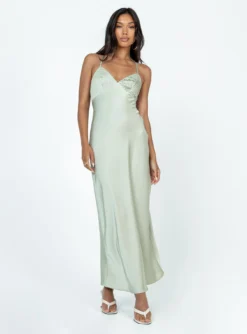 Princess Polly Dennings Maxi Dress Sage -Femme Flair 2 modelinfo Vivien us4 506c8529 b18b 4966 82af 1c03d381630e