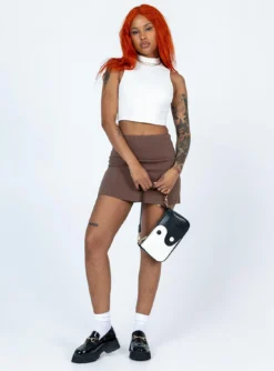 Princess Polly Emalda Top White 7 Princess Polly Emalda Top White -Femme Flair 2 modelinfo chlo us4 2b099c0f 07da 4561 9d5b d105bc8720c0