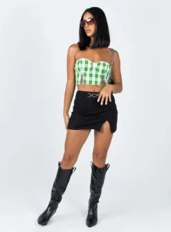 Princess Polly Celestia Strapless Top Green 10 Princess Polly Celestia Strapless Top Green -Femme Flair 2 modelinfo christy us4 b281cfa6 503c 404d 9d05 325c7400a342