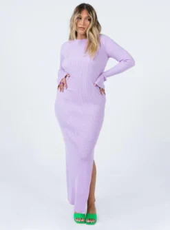 Princess Polly Leon Maxi Dress Purple -Femme Flair 2 modelinfo jasmine us8 63469066 8f6f 40c0 ab8d 80256a506287