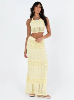 Princess Polly Xander Set Yellow 7 Princess Polly Xander Set Yellow -Femme Flair 2 modelinfo josie us2 e5f49079 e486 4400 8935 a629b08f04c4