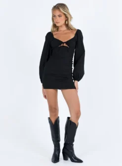 Princess Polly Treacy Long Sleeve Mini Dress Black -Femme Flair 2 modelinfo kiana us2 5252d80b 1a75 470d 88ae b7907f0d19a9