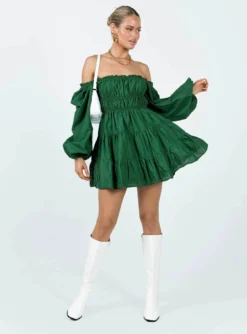 Princess Polly Ceara Long Sleeve Mini Dress Green -Femme Flair 2 modelinfo milli us2 c64b67d6 a47f 45fb 972c 95327e3b5375
