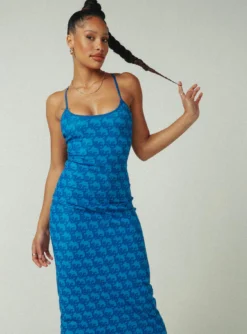 JGR & STN Cassie Maxi Dress Blue 7 JGR & STN Cassie Maxi Dress Blue -Femme Flair 2 modelinfo model us4 55c0b573 3b90 4e03 a53b 4ab8a2789f43