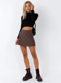 Princess Polly Fike Mini Skirt Brown 10 Princess Polly Fike Mini Skirt Brown -Femme Flair 2 920179bf 3d8d 4f3e a686 6a6366d3084c