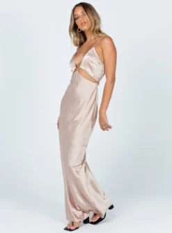 Princess Polly Larsa Maxi Dress Champagne 7 Princess Polly Larsa Maxi Dress Champagne -Femme Flair 2 fe107ea4 da94 496f a0de da959fcf6970