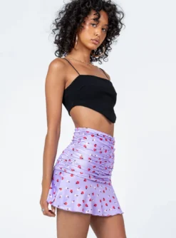 Princess Polly Amelia Mini Skirt Purple 8 Princess Polly Amelia Mini Skirt Purple -Femme Flair 3 modelinfo Bella us2 466d9a6f 73f4 4100 a3f0 e48c9e73eae5