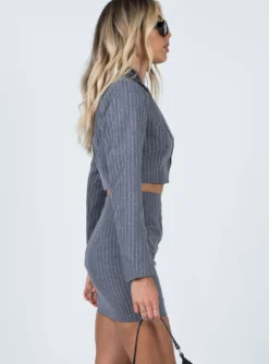 Princess Polly Claremont Mini Skirt Grey 9 Princess Polly Claremont Mini Skirt Grey -Femme Flair 3 modelinfo Emma US2 b87193bc 363b 4518 81b9 5bc8071328f3