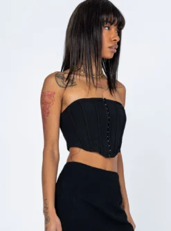 Princess Polly Maisey Top Black 10 Princess Polly Maisey Top Black -Femme Flair 3 modelinfo Feturi us2 aafa0079 6b9f 4f6f 8233 6a3fe4a01be9