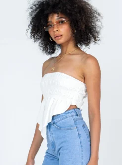Princess Polly Rowland Top White -Femme Flair 3 modelinfo Lindsay us2 c00a5f03 2008 4fb3 9fcc 60537fe2cd6f