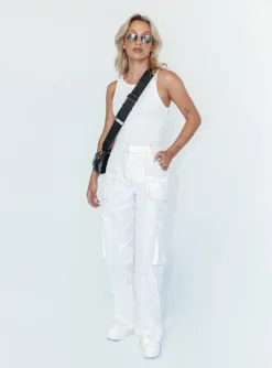 Princess Polly Evermore Bodysuit White -Femme Flair 3 modelinfo Michaela us2 efb698ca 58cf 4ce8 aed6 e62f4db178ad