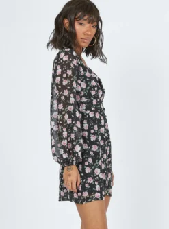Princess Polly Darlia Long Sleeve Mini Dress Black Floral -Femme Flair 3 modelinfo feturi us2 98351134 8622 4d71 9f28 c1807e9dd31c