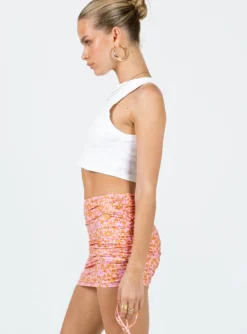 Princess Polly Ludo Mini Skirt Pink -Femme Flair 3 modelinfo kiana us2 83039956 fc15 47c0 b354 c0c67d48b6cc