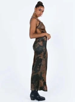 Charlow Maxi Dress Black / Brown -Femme Flair 3 modelinfo lola us4 b4abcbd7 70a6 4d5e b6ef d80f41246f92