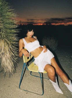 Sound Check Set White -Femme Flair 3 modelinfo megan us4 54afc034 67e2 4590 89b2 0838d92e14e0