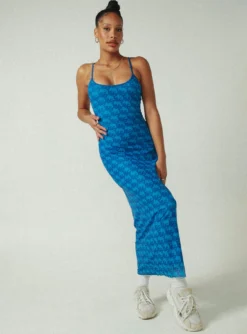 JGR & STN Cassie Maxi Dress Blue 8 JGR & STN Cassie Maxi Dress Blue -Femme Flair 3 modelinfo model us4 b43a8e88 52a7 4019 bd2f 3cfdc06b3a62