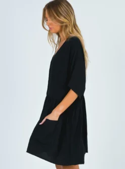 Princess Polly The Sandy Mini Dress Black -Femme Flair 3 77e3a0cb 5a9e 4c80 802d 0faedafdd07e