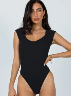 Princess Polly Carey Bodysuit Black 7 Princess Polly Carey Bodysuit Black -Femme Flair 3 a7274861 e5e0 440e 947c 67de38ececb7