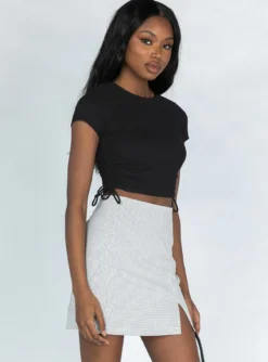 Princess Polly Carlos Mini Skirt Black / White -Femme Flair 3 cf8cae42 acc4 45f8 b26e 0d7f1d82ee4f