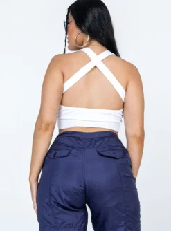 Princess Polly Reynor Top White -Femme Flair 4 modelinfo Alicia us8 33f84120 a4c5 42fd a5b0 6bbec2ee411e