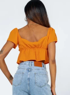 Princess Polly Coleman Top Orange -Femme Flair 4 modelinfo Carter US2 jpg