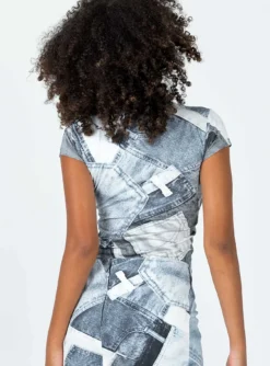 Motel Tiona Top Denim Pocket Blue -Femme Flair 4 modelinfo Cindy us2 eef8b74d 0fe7 487a b16f 3e31ccd17e3b