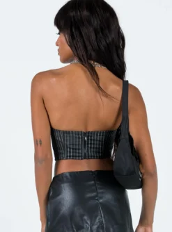 Princess Polly Laskey Bustier Top Black 10 Princess Polly Laskey Bustier Top Black -Femme Flair 4 modelinfo Jenaya us2 a9a0aae9 6972 4eef a1fb 4aa3453190b8