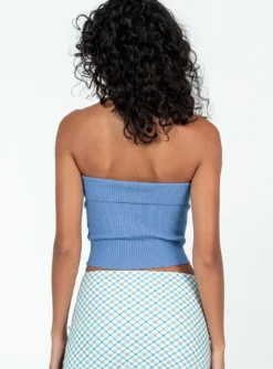 Princess Polly Mackie Strapless Top Blue 10 Princess Polly Mackie Strapless Top Blue -Femme Flair 4 modelinfo ariel us4 59c44e26 b8fb 4b64 b628 2db335bfb302