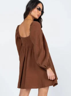 Princess Polly Lorna Long Sleeve Mini Dress Brown -Femme Flair 4 modelinfo ashley us4 cb92c347 0743 4929 a704 088c815e04dc