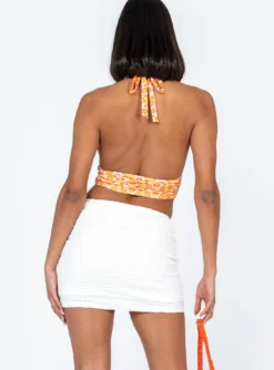 Princess Polly Kiarne Mini Skirt White -Femme Flair 4 modelinfo chiara us2 a38005f3 cdc0 44d1 97d0 3468871bcd11