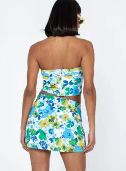 Princess Polly Chadwick Mini Skirt White -Femme Flair 4 modelinfo chiara us2 b47d421d 1dca 4a34 8095 767871268278