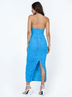 Princess Polly Lapira Maxi Dress Blue 9 Princess Polly Lapira Maxi Dress Blue -Femme Flair 4 modelinfo cindy us2 4d2f1ef9 86d4 41eb 9bf8 d9a3252d0751