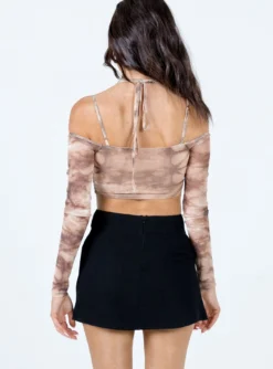 Princess Polly Selby Mini Skirt Black -Femme Flair 4 modelinfo izy US2 89665616 26b3 4237 b4e9 d0bc88d861b2