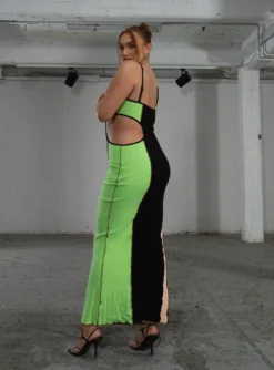 JGR & STN Zoe Maxi Dress Patchwork Multi -Femme Flair 4 modelinfo jasmine us8 1adfb0d1 a1e1 4ce0 b463 068d0e472655