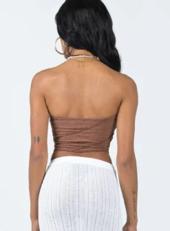 Princess Polly Oscar Strapless Top Brown 7 Princess Polly Oscar Strapless Top Brown -Femme Flair 4 modelinfo jenaya us2 3329f45a 3f08 45b6 8c38 251cbd657556