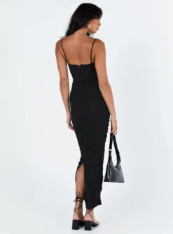 I Want You Maxi Dress Black -Femme Flair 4 modelinfo josie us2 0fe1aecc b628 4475 a452 e9a0abac4c20