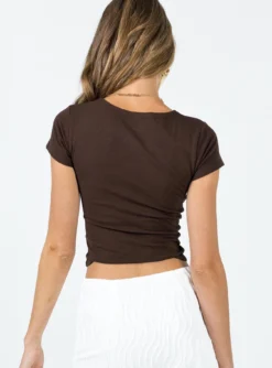 Princess Polly Lex Top Brown -Femme Flair 4 modelinfo kiana us2 d45abda1 2451 440f 9a6f dd280de9d1b1