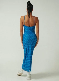 JGR & STN Cassie Maxi Dress Blue 9 JGR & STN Cassie Maxi Dress Blue -Femme Flair 4 modelinfo model us4 f40ce133 45db 44e0 bf98 9e9a6c28d8e5