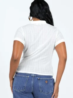 Princess Polly Long Beach Polo Top Cream -Femme Flair 4 modelinfo rheanna us6 772a2faf da36 4a2d 8b22 fb68a6f3e655