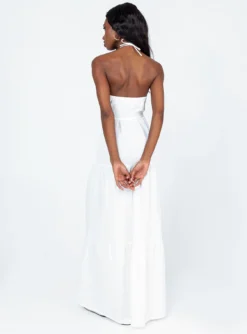 Princess Polly Lincoln Maxi Dress White -Femme Flair 4 modelinfo tori us2 e6d0120e 8d5d 4e10 9374 61f8e2d88e70