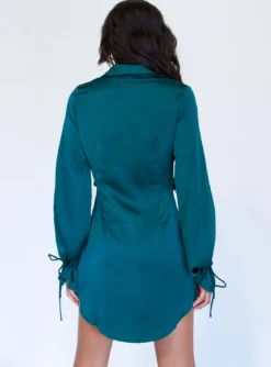 Princess Polly Liberty Mini Dress Teal -Femme Flair 4 ed4a5192 7e11 4951 9af4 893921f1a9a3