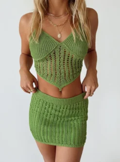 Princess Polly Hervey Skirt Green 11 Princess Polly Hervey Skirt Green -Femme Flair 5 modelinfo anni us2 322db34d b19d 48ec b640 19eb81981ad7