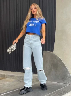 Princess Polly Made You Look Shrunken Tee Blue 15 Princess Polly Made You Look Shrunken Tee Blue -Femme Flair 5 modelinfo emma jane US2 5386cc1d 98f4 49ef 8a08 46b5c6ed82c4