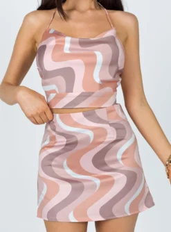 Princess Polly Bizzare Mini Skirt Pink -Femme Flair 5 f46d10fa c38b 4845 818e d4e4b7da885d