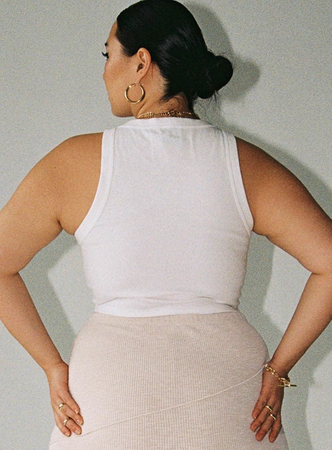 Classic Tank Top White Curve 5 Classic Tank Top White Curve - Image 5